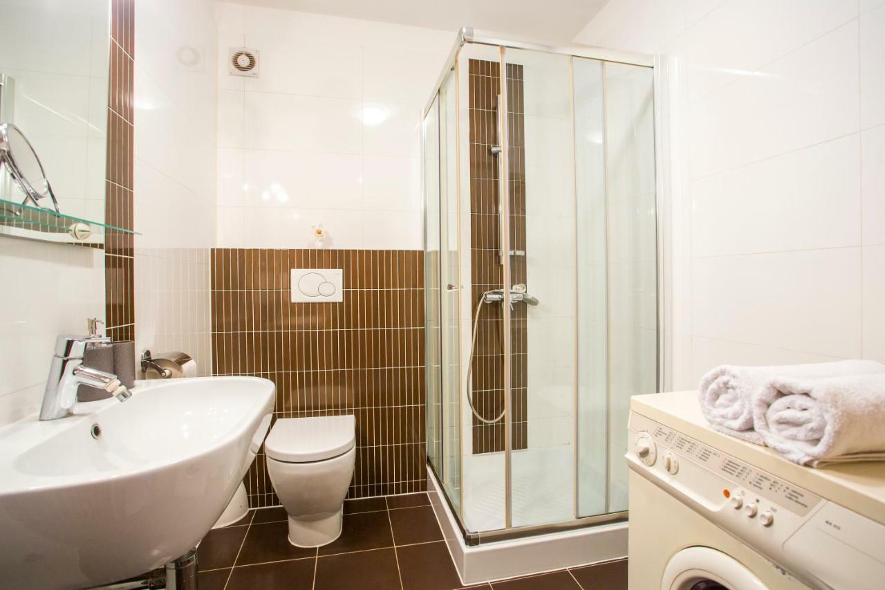 Apartman Irena プーラ エクステリア 写真