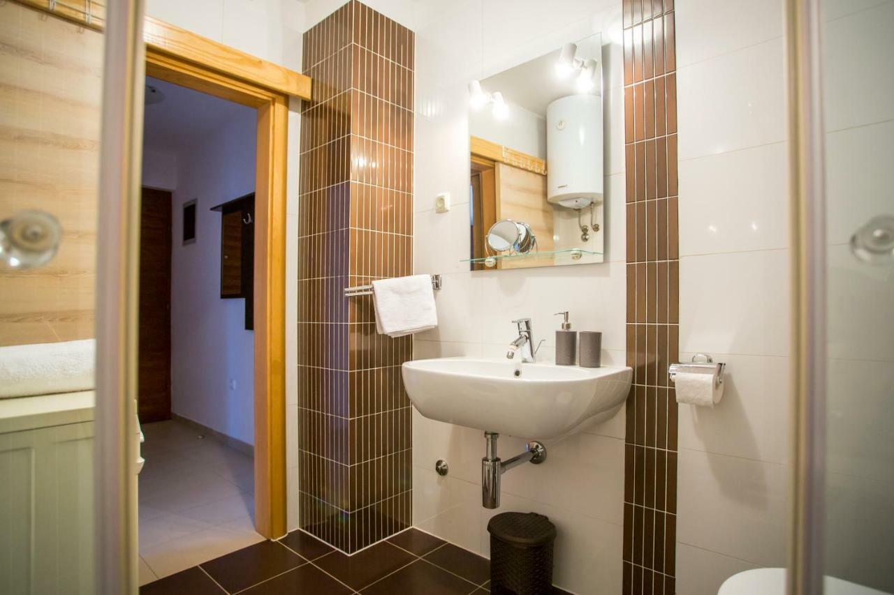 Apartman Irena プーラ エクステリア 写真